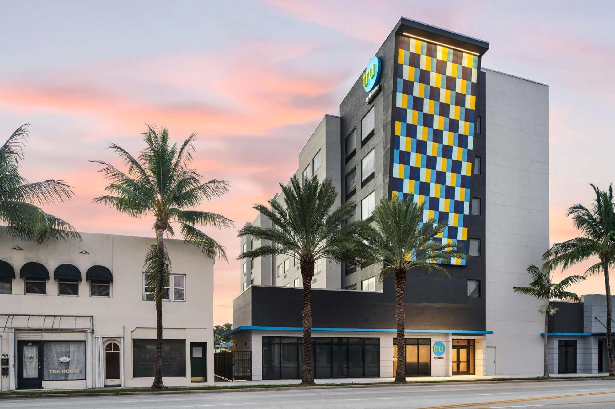 Hotel Tru By Hilton Ft Lauderdale Airport