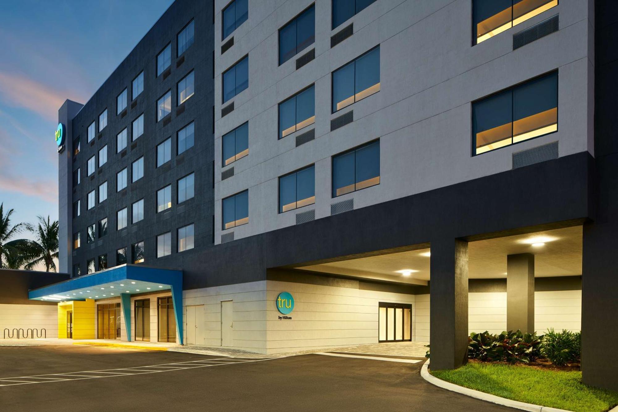 Tru By Hilton Ft Lauderdale Airport Hotel Dania Beach