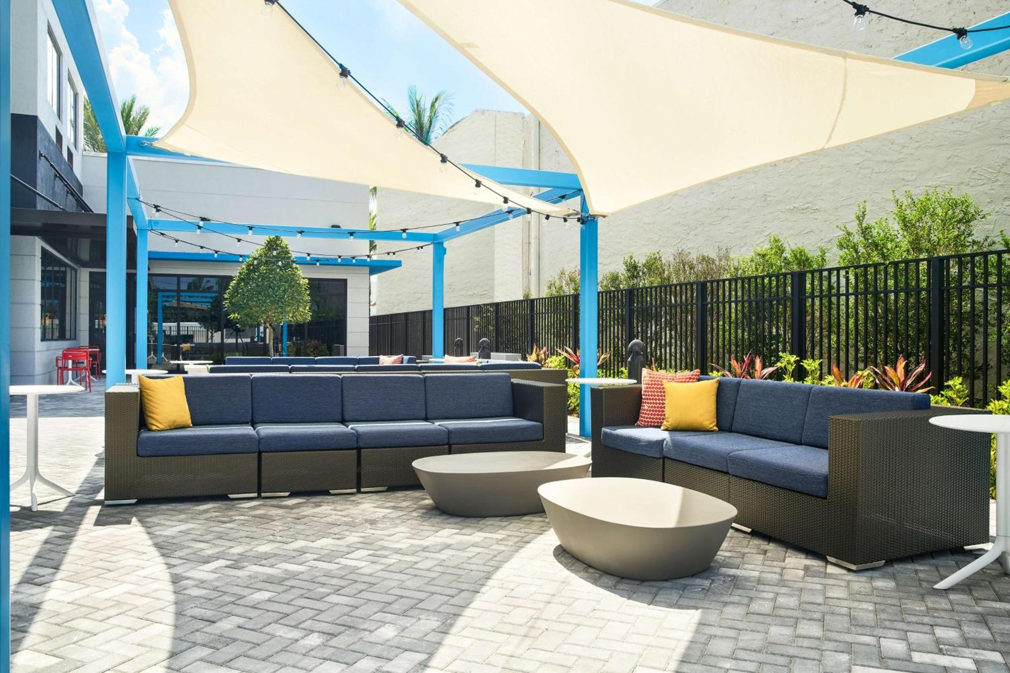 Tru By Hilton Ft Lauderdale Airport Hotel