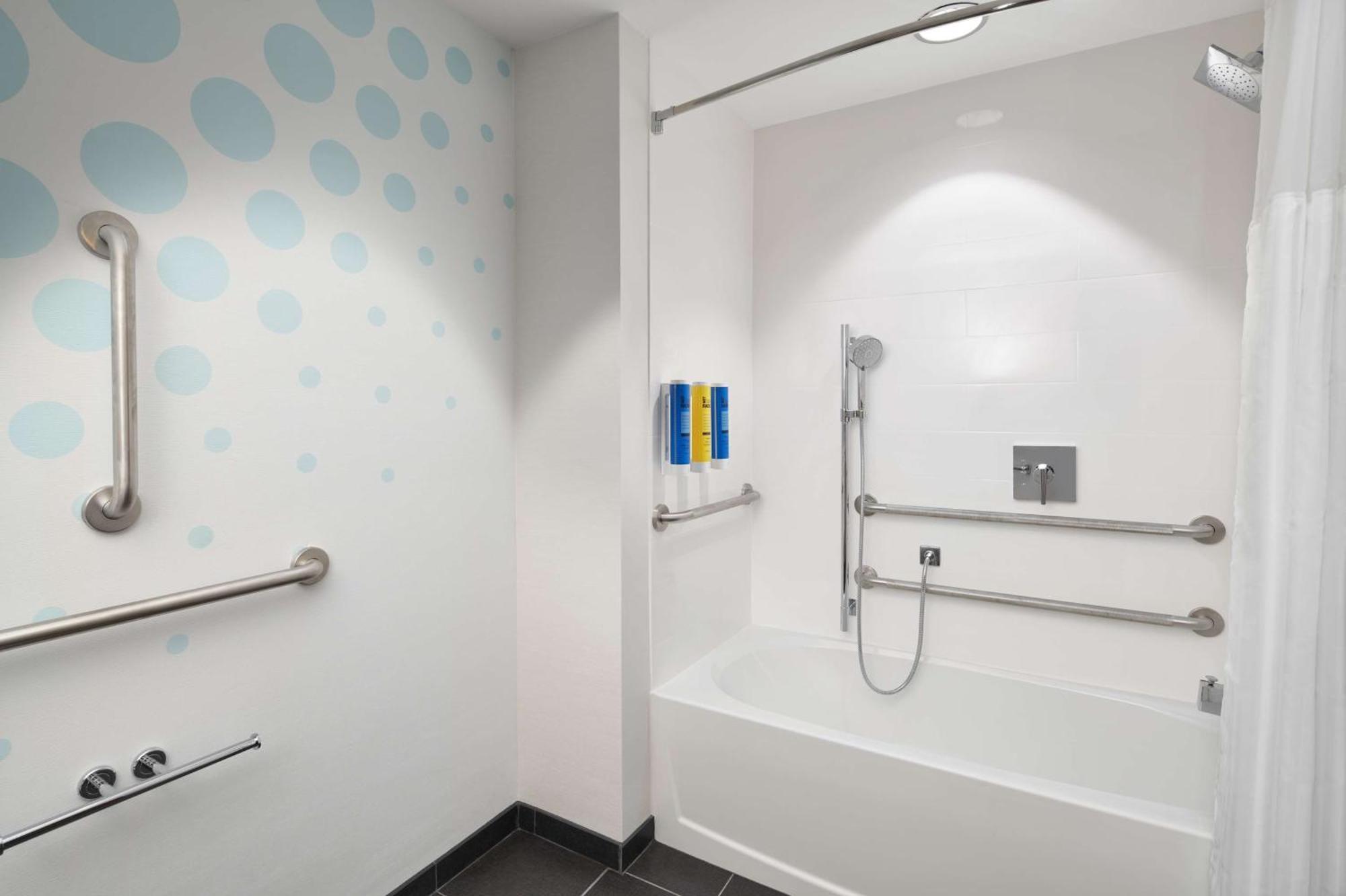 Tru By Hilton Ft Lauderdale Airport Hotel 3*